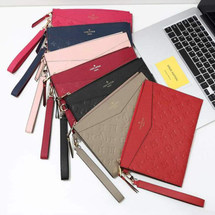 Picture of Louis Vuitton Wallets _SKUfw227105697fw